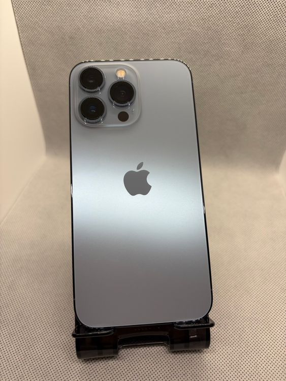 ���ϥԥͥ��ͥå� SIM�ե꡼ iPhone13Pro 128GB ������֥롼 �Хåƥ꡼81%