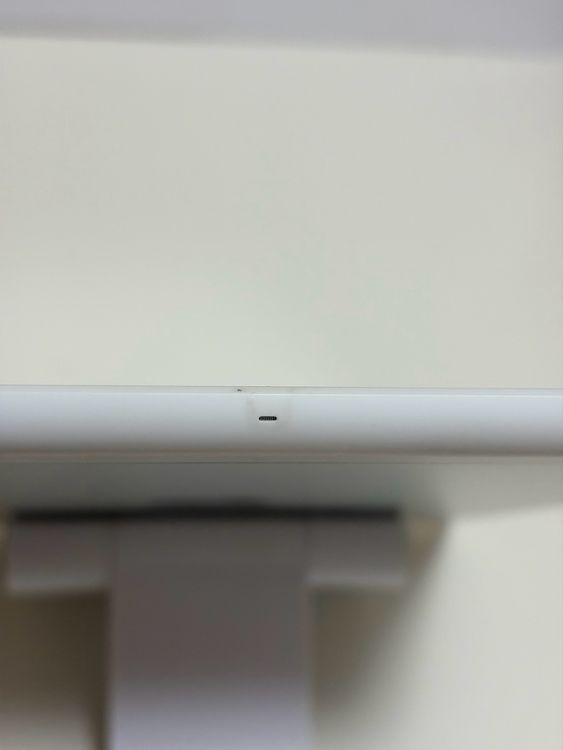 ���Хåƥ꡼87% iPad Air 64GB ����С�