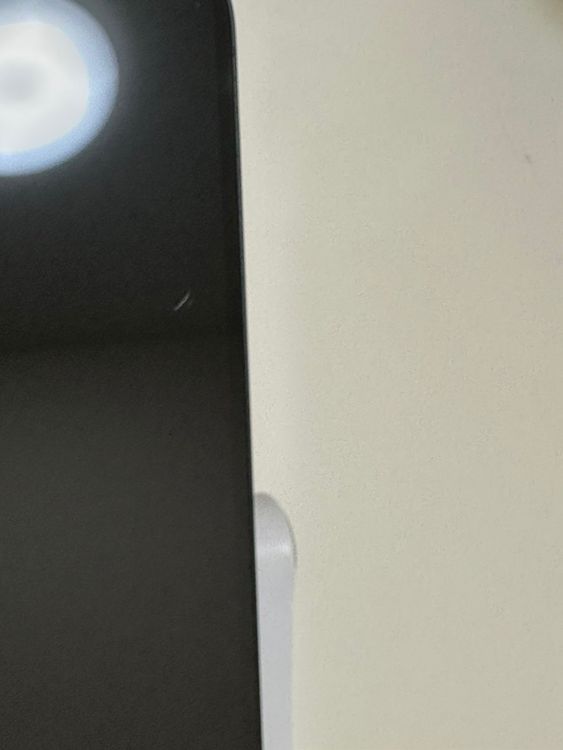 ���Хåƥ꡼84% ���� SIM�ե꡼ iPhone14Plus 128GB �ߥåɥʥ���