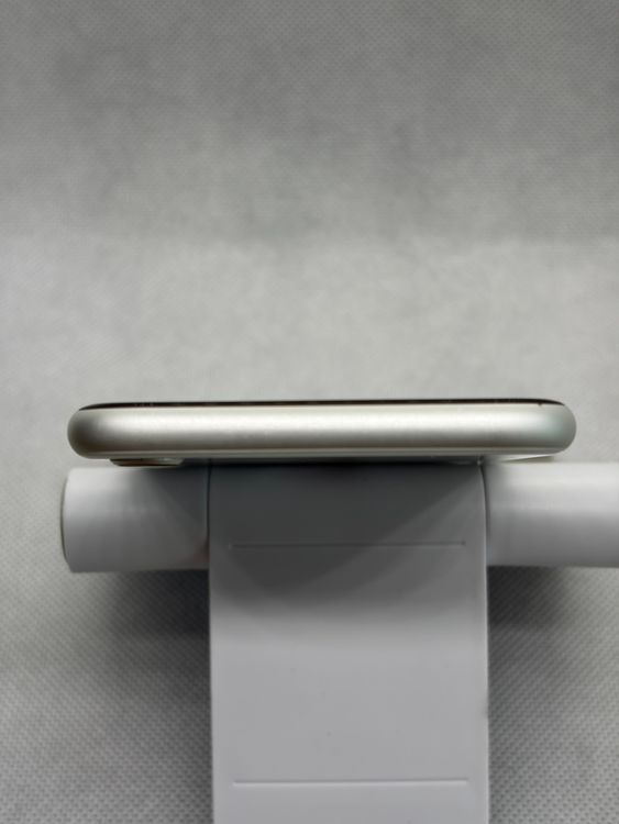 ���ϥԥͥ��ͥå� SIM�ե꡼ iPhoneSE ��2���� 128GB �ۥ磻��