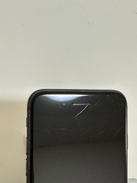 ��iPhone7 128GB �֥�å� docomo