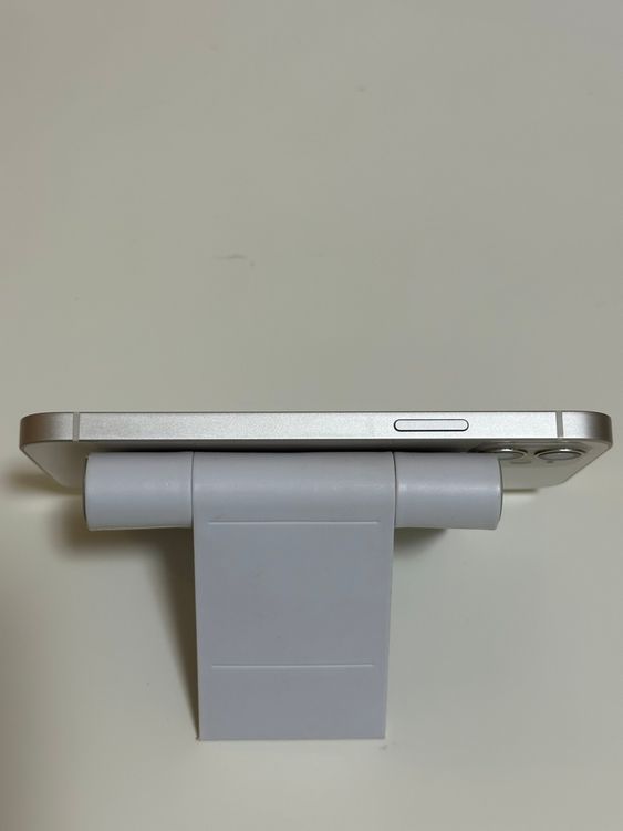 ��SIM�ե꡼ iPhone12 128GB �ۥ磻��