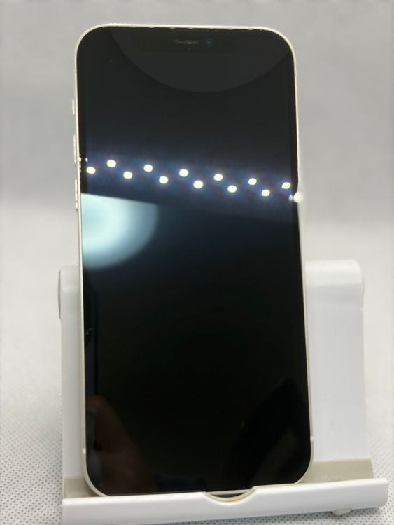 ��SIM�ե꡼ iPhone12 64GB �ۥ磻�� �Хåƥ꡼83%