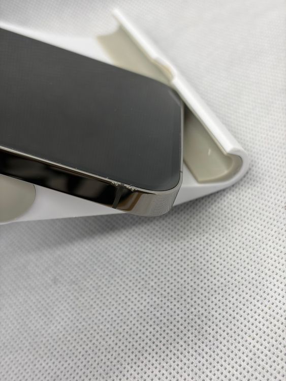 ���ϥԥͥ��ͥå� SIM�ե꡼ iPhone13Pro 128GB ����ե����� �Хåƥ꡼82%