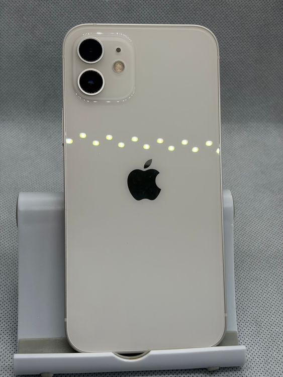 ���Хåƥ꡼82% ���� SIM�ե꡼ iPhone12 64GB �ۥ磻��