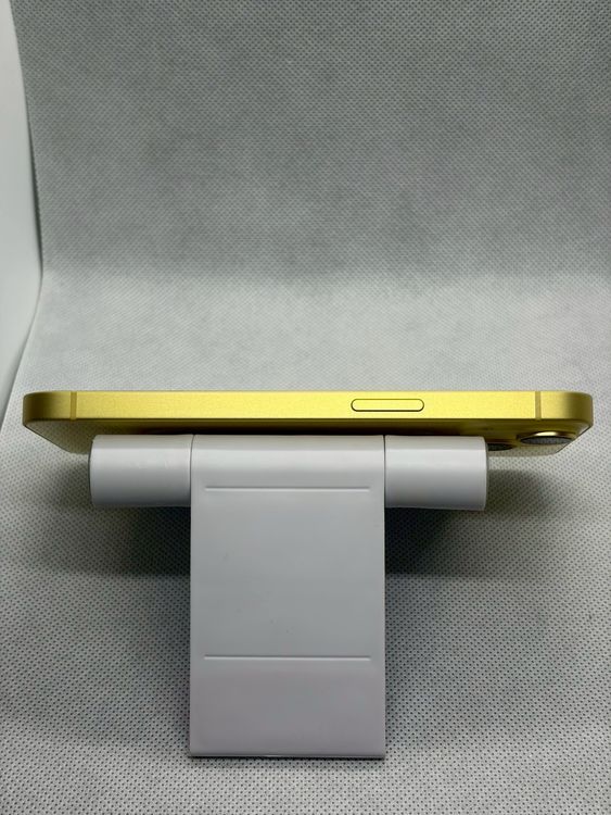 ������Ʊ�� SIM�ե꡼ iPhone14 128GB �������� �Хåƥ꡼85%