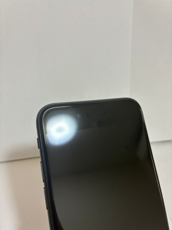 ������ iPhoneSE�裲���� 64GB �֥�å� ����̵��