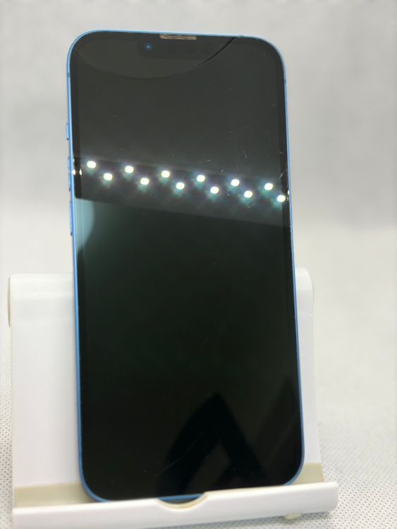 ���Хåƥ꡼90% SIM�ե꡼ iPhone13 128GB �֥롼