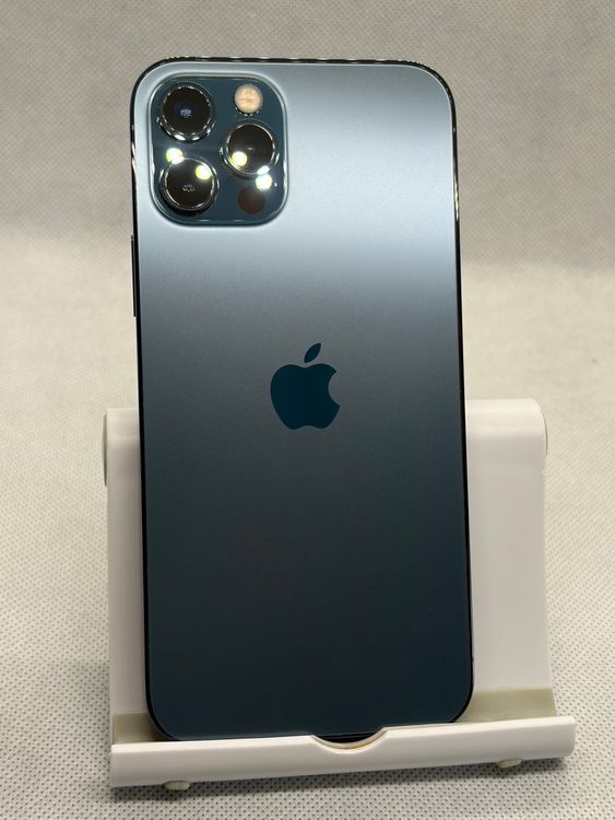 ���Хåƥ꡼100% ����Ʊ�� SIM�ե꡼ iPhone12Pro 128GB �֥롼
