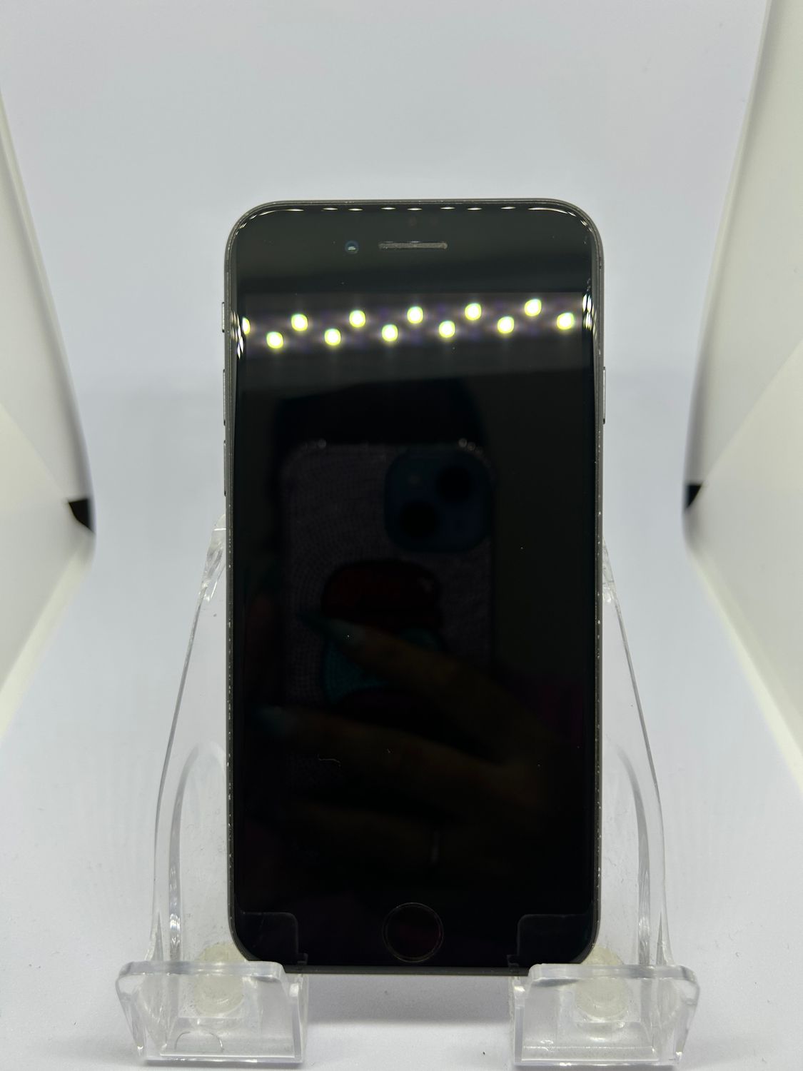 ムスビー｜○SIMフリー iPhone8 64GB グレー バッテリー73%【iPhone8
