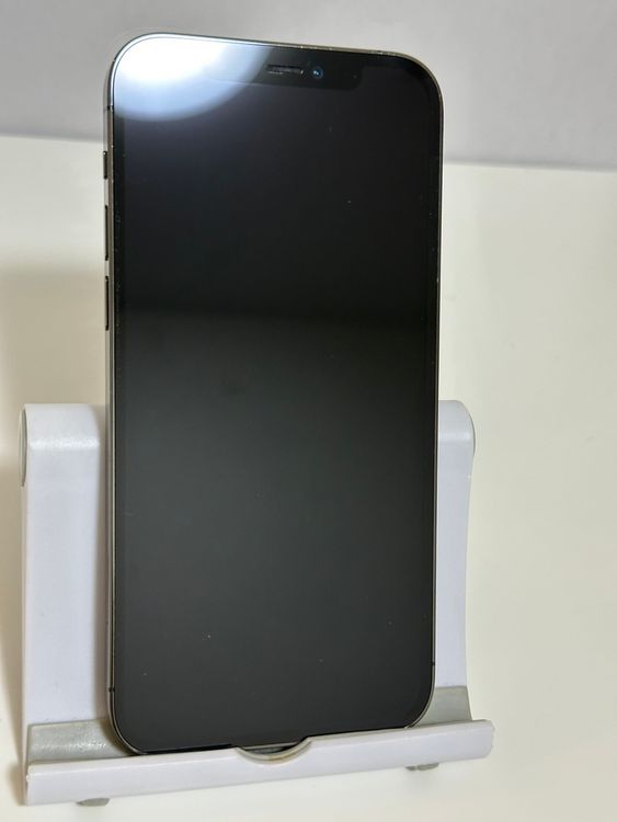 ���Хåƥ꡼83% SIM�ե꡼ iPhone12Pro 128GB ����ե�����