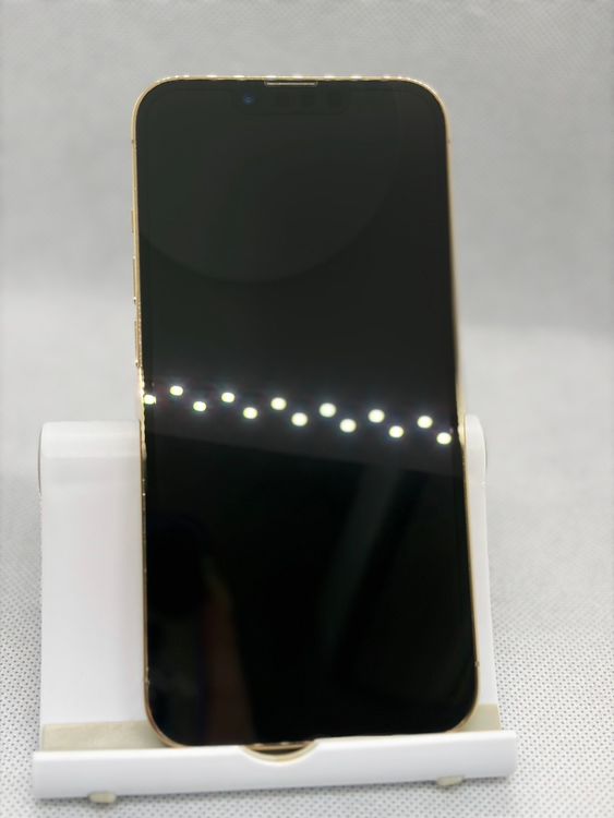 ���Хåƥ꡼81% Ķ���� SIM�ե꡼ iPhone13Pro 256GB �������