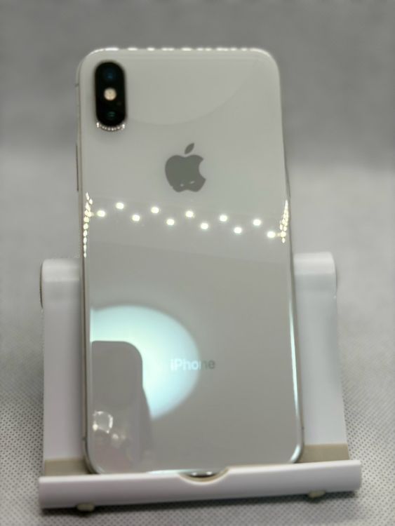 ���Хåƥ꡼92% SIM�ե꡼ iPhoneX 64GB ����С�