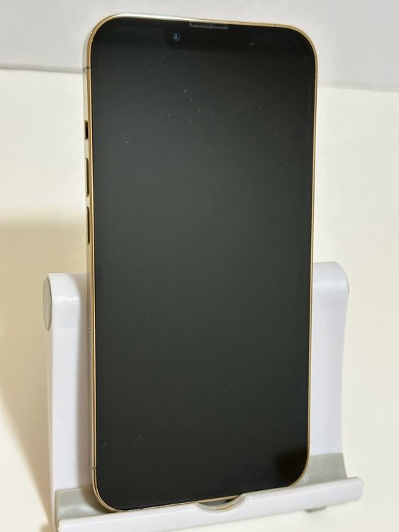 ���Хåƥ꡼82% SIM�ե꡼ iPhone13Pro 128GB �������