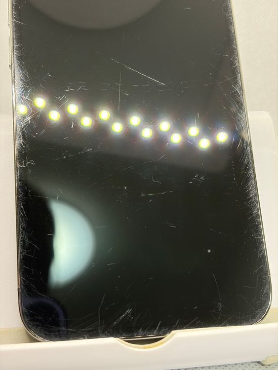 ���Хåƥ꡼99% SIM�ե꡼ iPhone13Pro 256GB ����ե�����