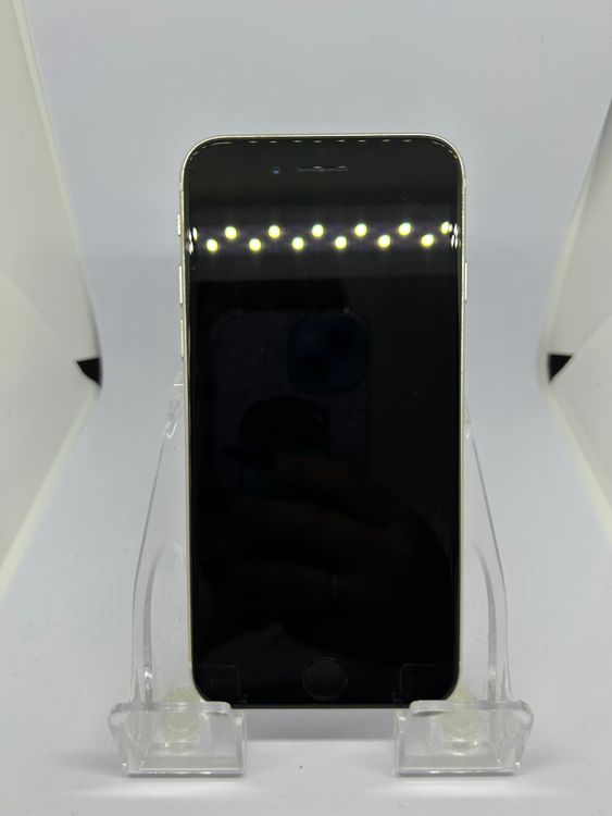 ��SIM�ե꡼ iPhoneSE��3����  128GB �������饤�� �Хåƥ꡼77%