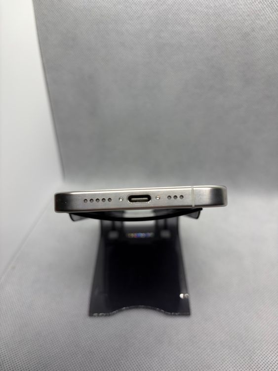 ��SIM�ե꡼ iPhone15Pro 256GB �ۥ磻�ȥ����˥��� �Хåƥ꡼91%