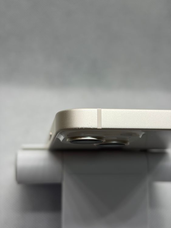 ���Хåƥ꡼86% SIM�ե꡼ iPhone14 128GB �������饤��