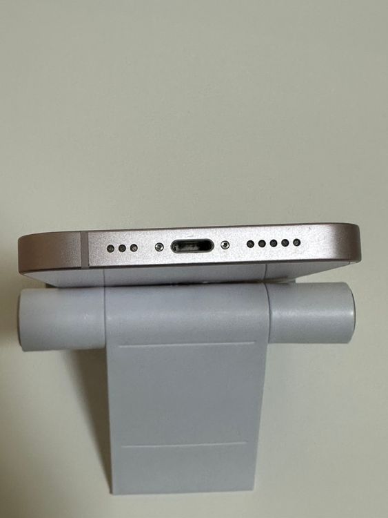 ���Хåƥ꡼81% ���� SIM�ե꡼ iPhone13 128GB �ԥ�