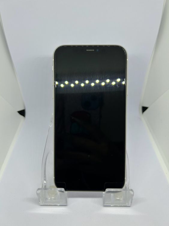��SIM�ե꡼ iPhone11 128GB �ۥ磻��