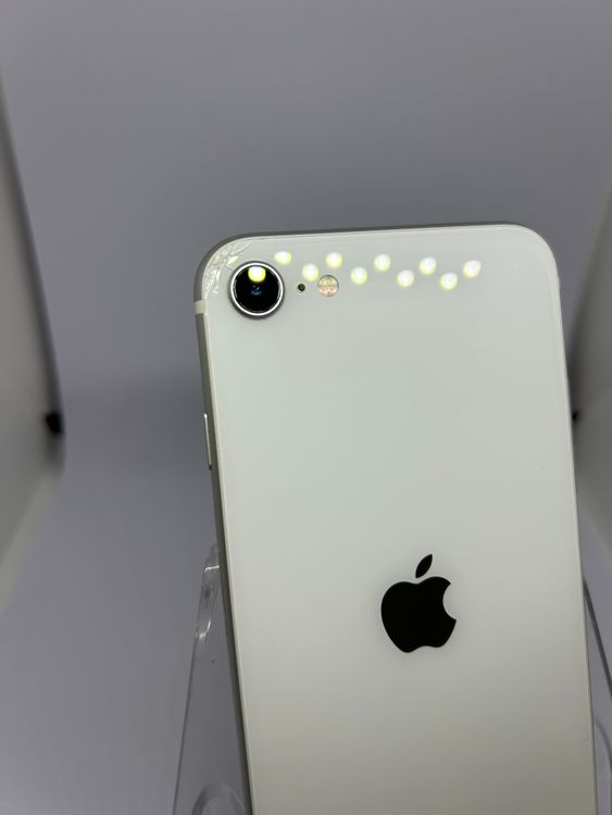 ��SIM�ե꡼ iPhoneSE��2����  64GB �ۥ磻�� �Хåƥ꡼78%