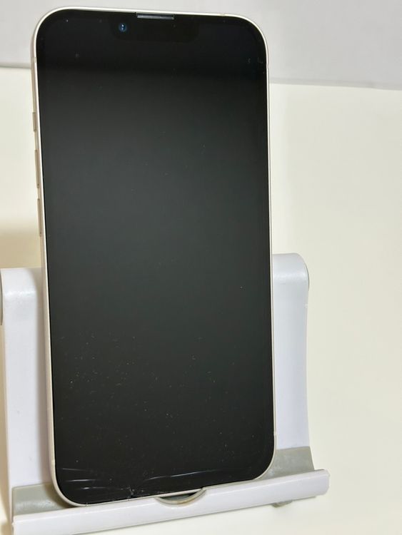 ���Хåƥ꡼82% SIM�ե꡼ iPhone13 128GB �������饤��