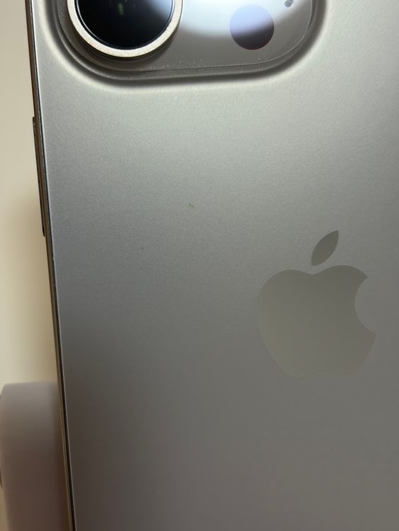 ���Хåƥ꡼81% SIM�ե꡼ ���� iPhone15ProMax 1TB �ʥ���������˥���