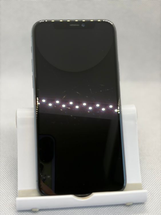 ���Хåƥ꡼81% SIM�ե꡼ iPhone11Pro 256GB ���꡼��