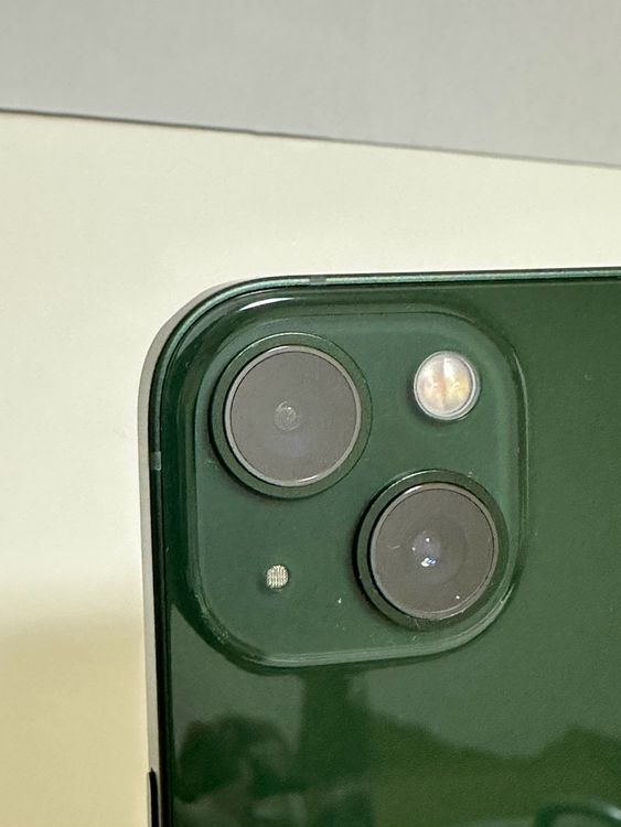 ���Хåƥ꡼85% SIM�ե꡼ iPhone13 128GB ���꡼��