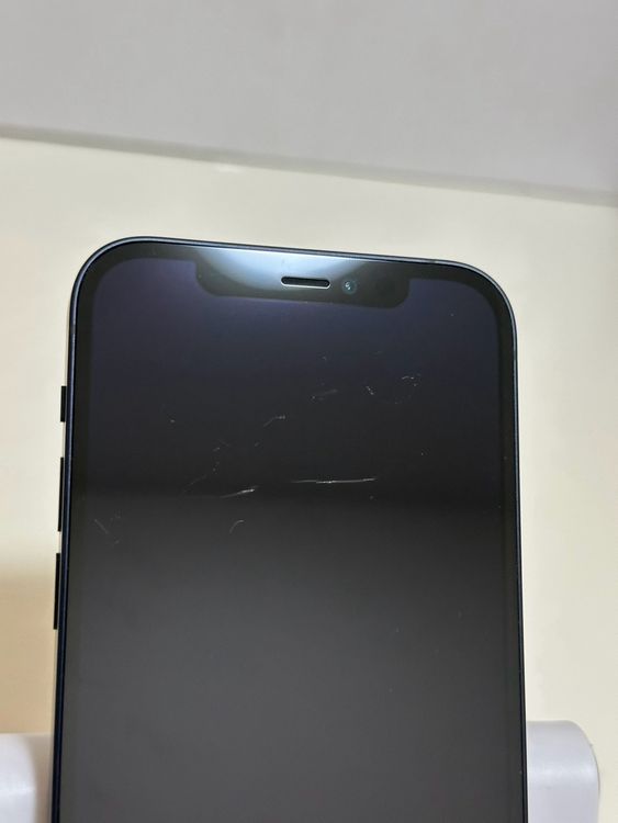 ���Хåƥ꡼90% SIM�ե꡼ iPhone12 64GB �֥�å�