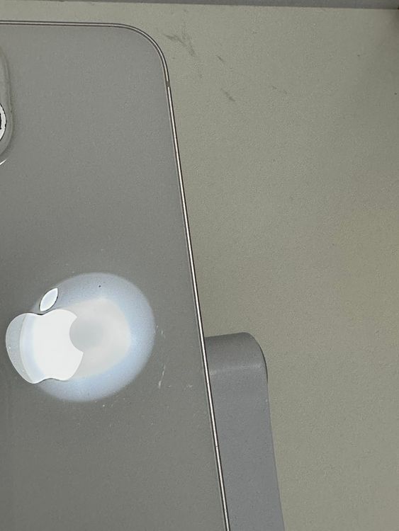 ��SIM�ե꡼ iPhone14 128GB �������饤��
