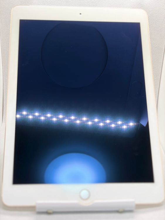 ��iPad Air ��2���� 64GB ������� docomo
