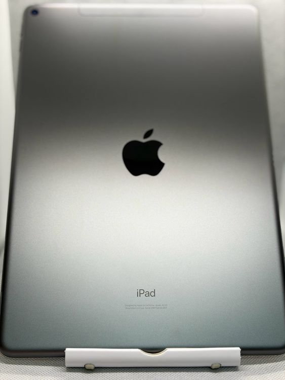 ��SIM�ե꡼ iPad Air ��3���� 64GB ���졼
