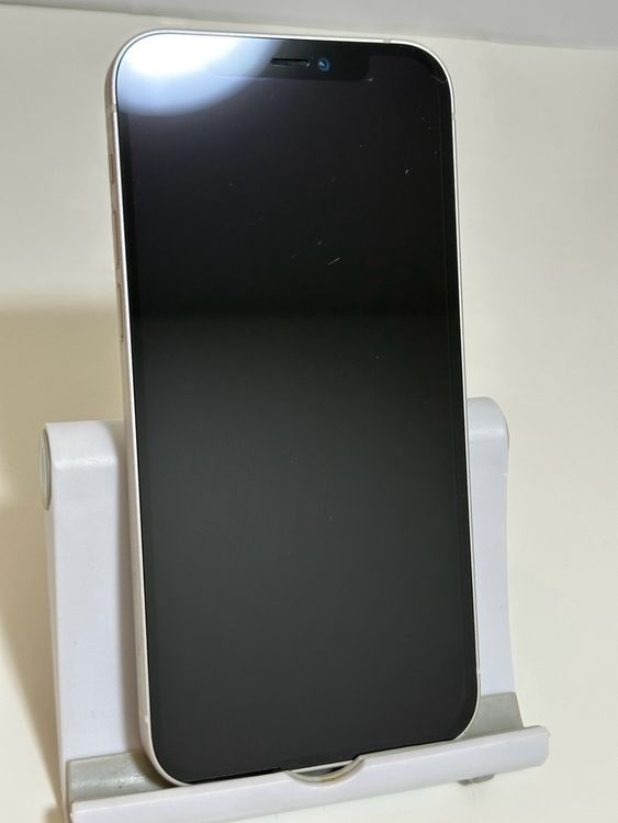 ムスビー｜○バッテリー81% SIMフリー iPhone12 64GB ホワイト