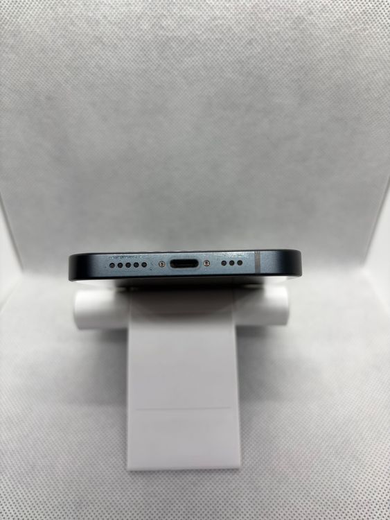 ���Хåƥ꡼100% SIM�ե꡼ iPhone14 128GB �ߥåɥʥ���