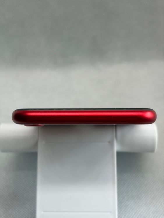 ������̤���� SIM�ե꡼ iPhoneSE ��3���� 128GB ��å�