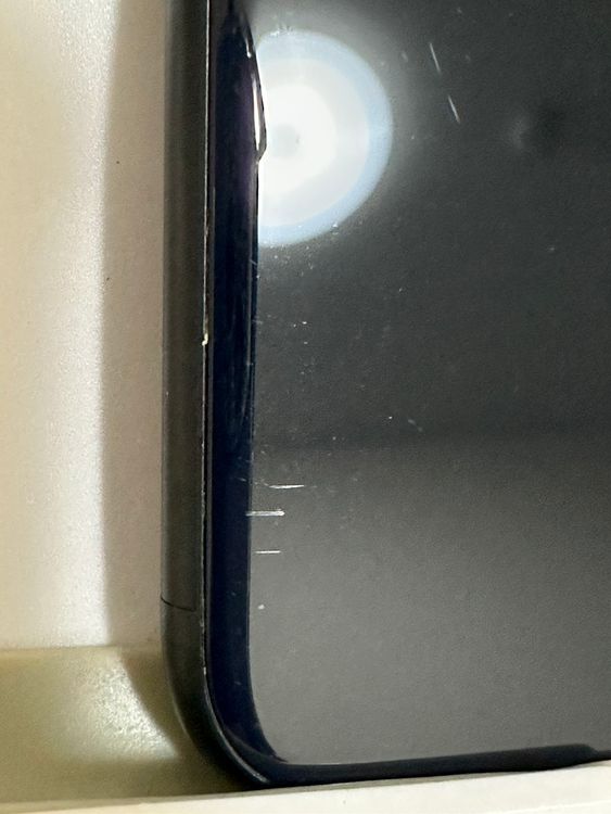 ��SIM�ե꡼ iPhoneSE ��3���� 64GB �ߥåɥʥ���