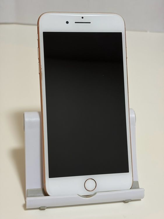 ���Хåƥ꡼87% SIM�ե꡼ iPhone8Plus 256GB �������