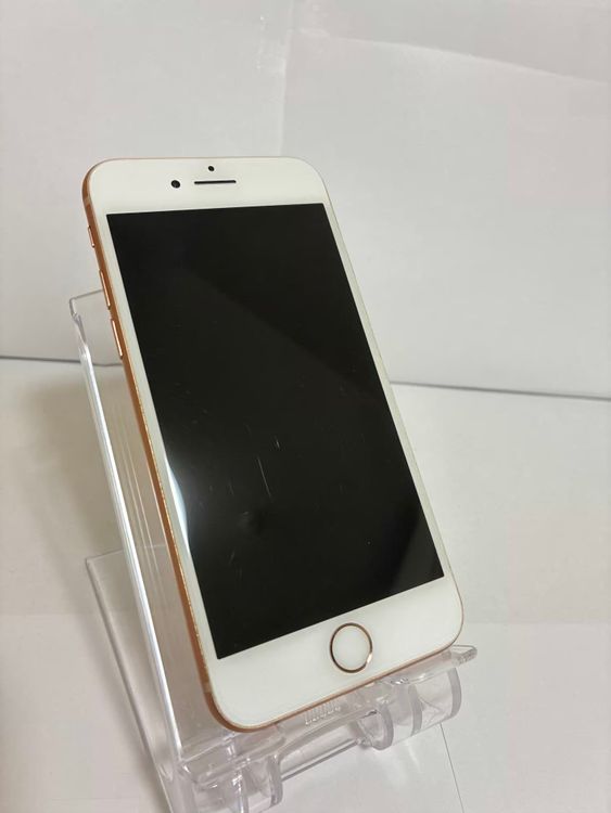 ���Хåƥ꡼84% iPhone8 64GB �������   ����̵��