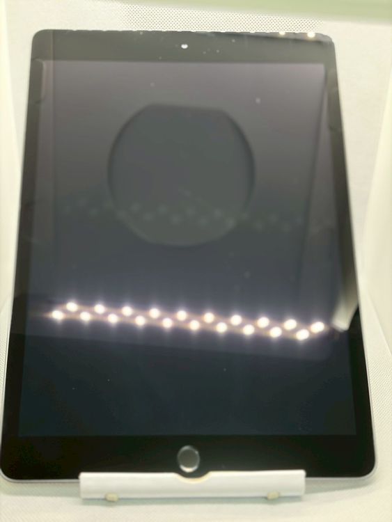 ��iPad ��7���� 32GB ���졼 �Хåƥ꡼83%