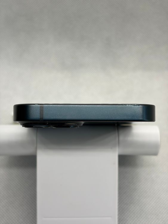 ���Хåƥ꡼80% SIM�ե꡼ iPhone13mini 128GB �ߥåɥʥ���