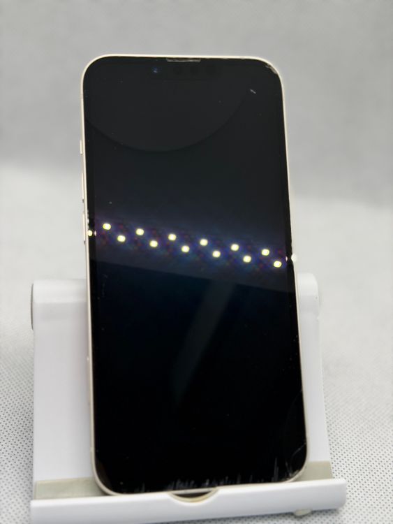 ���Хåƥ꡼83% SIM�ե꡼ iPhone14 128GB �������饤��