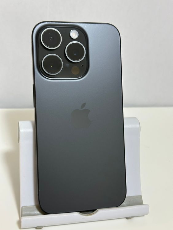 ���Хåƥ꡼80% SIM�ե꡼ iPhone15Pro 1TB �֥�å������˥���