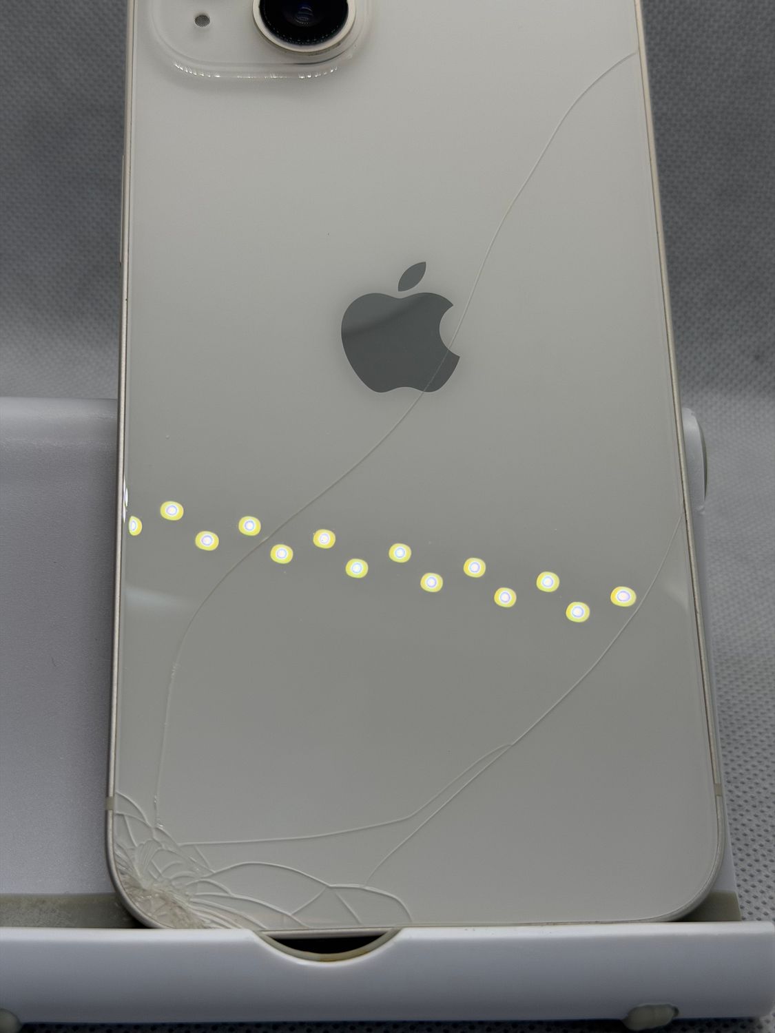 ムスビー｜○バッテリー88% SIMフリー iPhone13 128GB スターライト