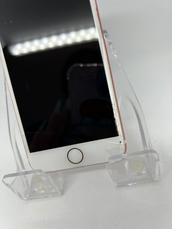 ��SIM�ե꡼ iPhone7  32GB ������������� ����̵��