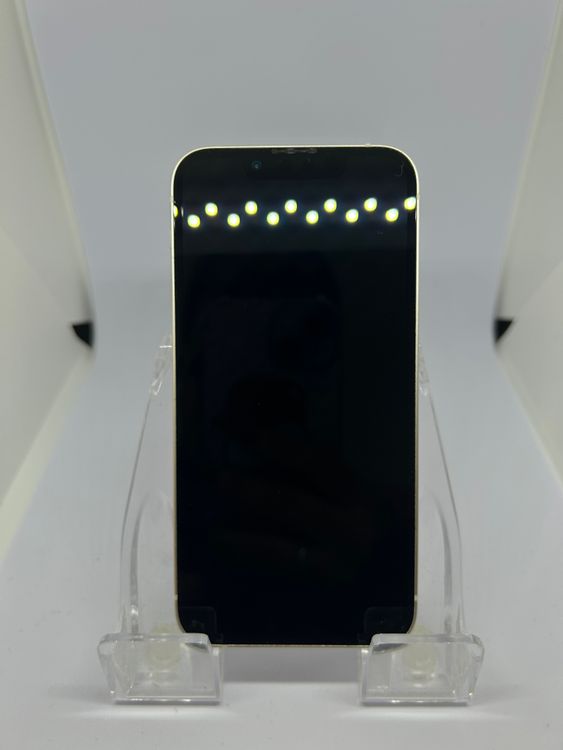 ��SIM�ե꡼ iPhoneSE��3����  64GB �ۥ磻�� �Хåƥ꡼81%