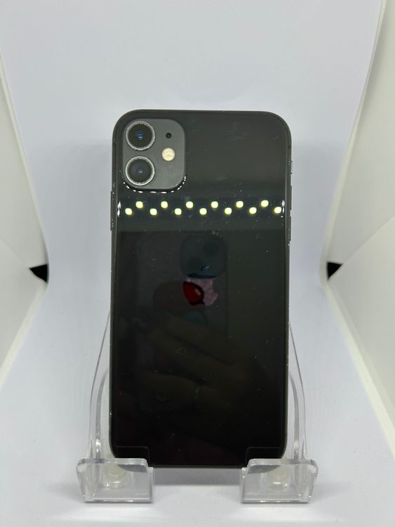 ��SIM�ե꡼ iPhone11  128GB �֥�å�