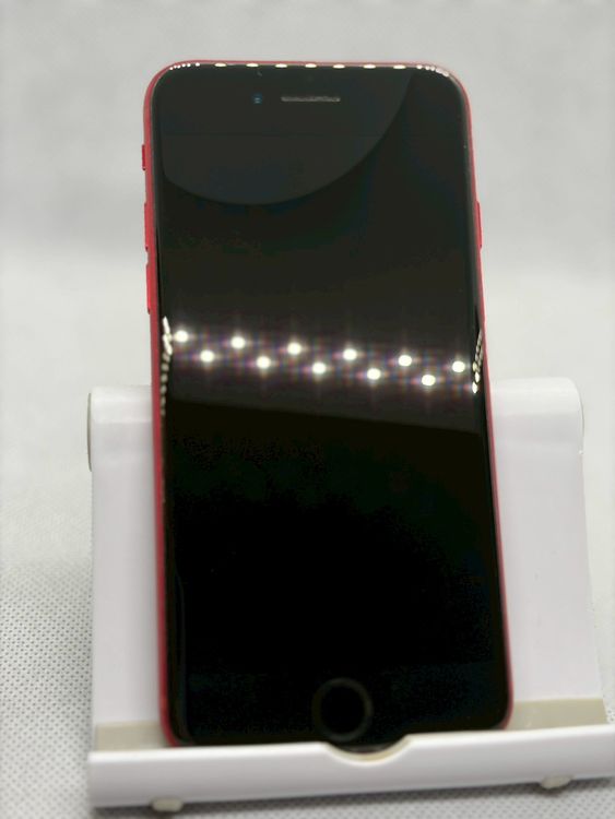 ���Хåƥ꡼81% SIM�ե꡼ iPhoneSE ��3���� 64GB ��å�