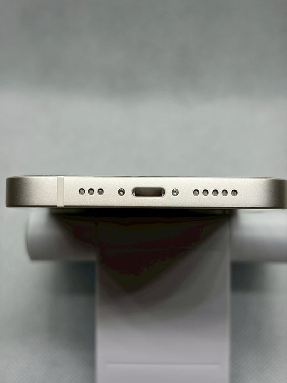 ��̤������ SIM�ե꡼ iPhone13 128GB �������饤��
