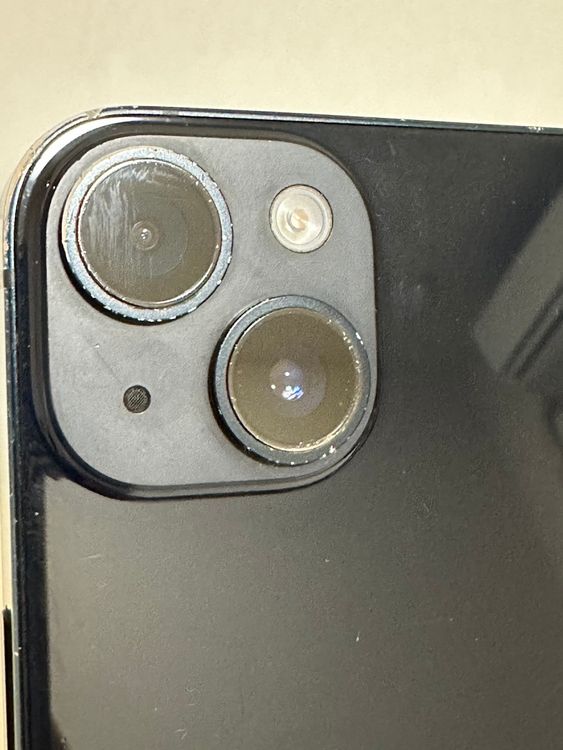 ���Хåƥ꡼83% SIM�ե꡼ iPhone14 128GB �ߥåɥʥ���